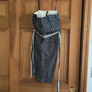 Vineyard Vines size 8 strapless dress